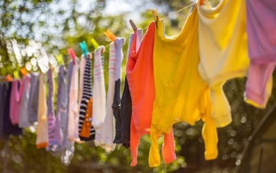 Benefits of Hanging Clothes Outside to Dry | The Laundryman App